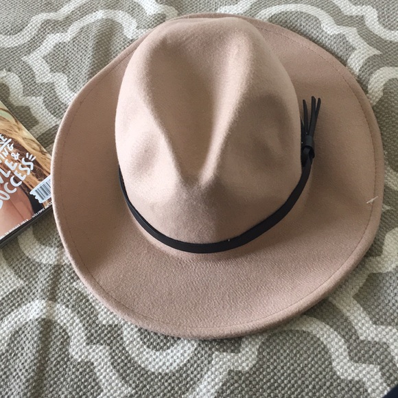 “Pengcheng,” hat - Picture 5 of 10